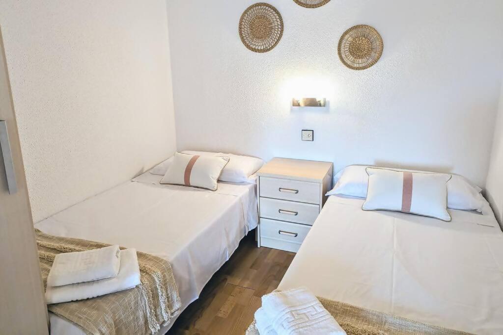 Apartamento Piscina En Platja Daro By Host&Joy Platja d'Aro Luaran gambar